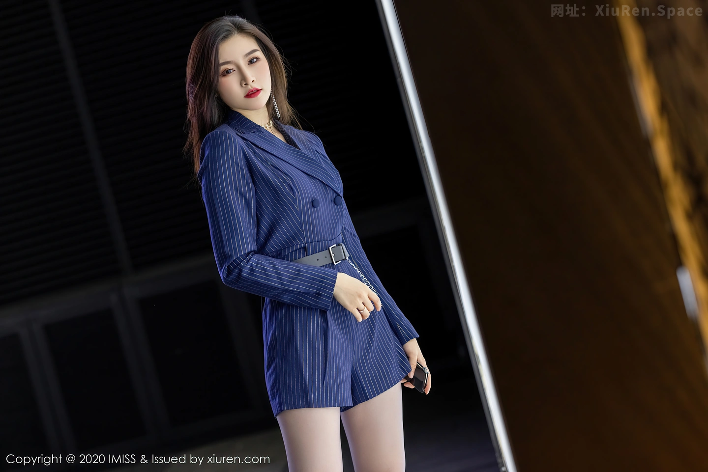 图片[5]-[IMISS爱蜜社]Vol.522 新人模特Sia私房黑色束身内衣配吊带黑丝袜极致魅惑写真77P-秀人网官方网站